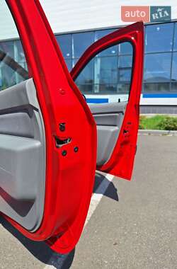 Седан Dacia Logan 2009 в 