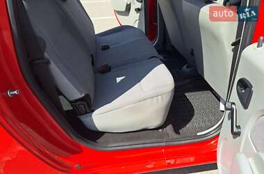 Седан Dacia Logan 2009 в 