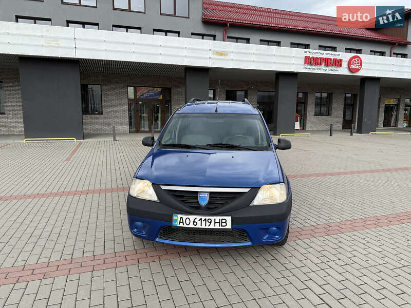 Седан Dacia Logan 2007 в Хусті