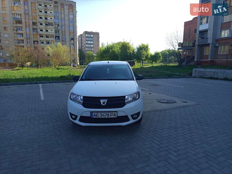 Седан Dacia Logan 2016 в Краматорске