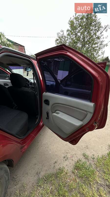 Седан Dacia Logan 2007 в Краматорську