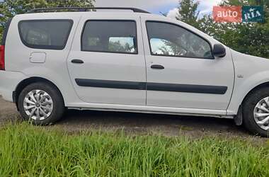 Универсал Dacia Logan 2009 в 