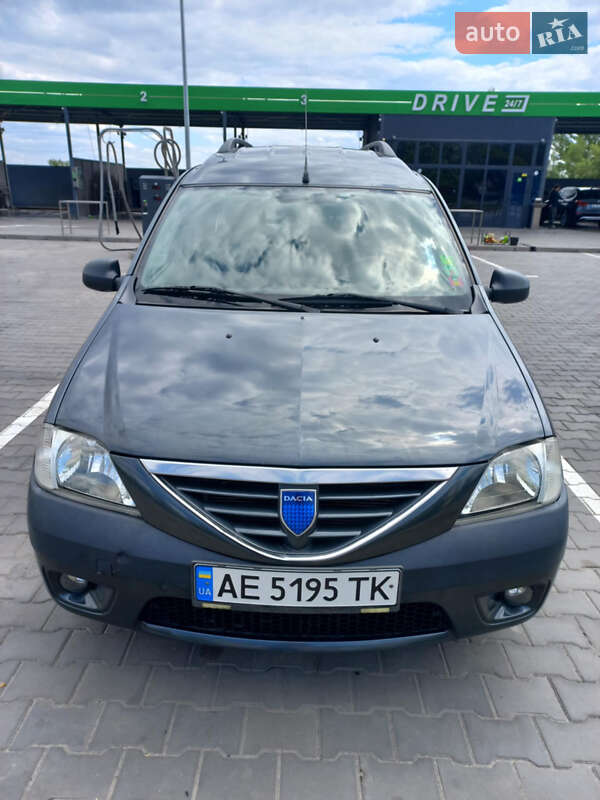 Седан Dacia Logan 2008 в Каменском