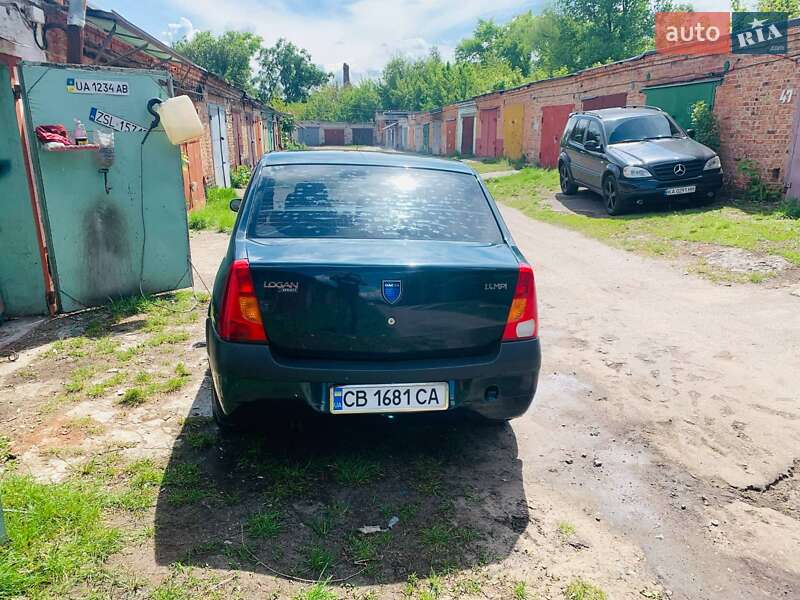 Седан Dacia Logan 2005 в Чернігові
