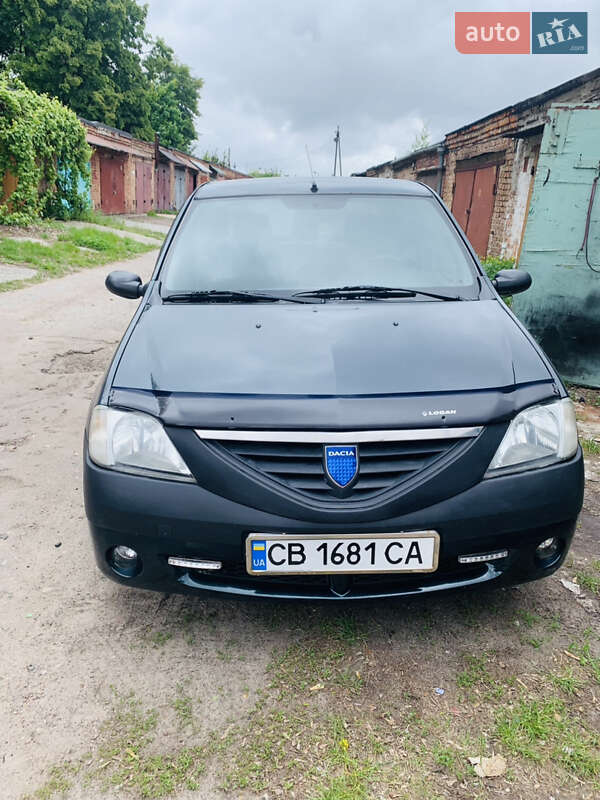 Седан Dacia Logan 2005 в Чернігові