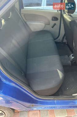 Седан Dacia Logan 2006 в 
