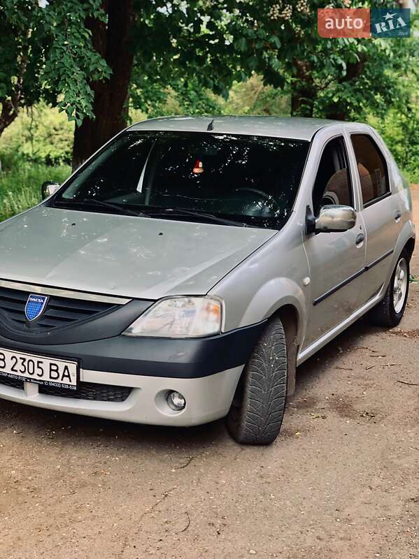 Седан Dacia Logan 2007 в Крыжополе