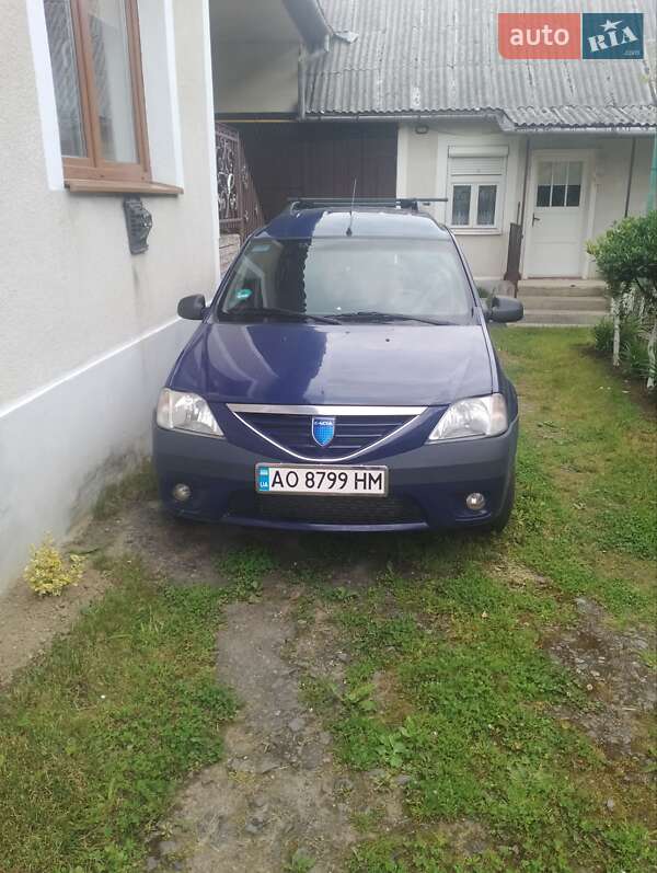 Седан Dacia Logan 2007 в Сваляве