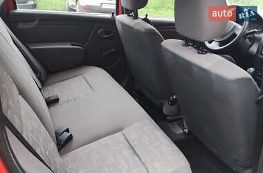 Седан Dacia Logan 2009 в 