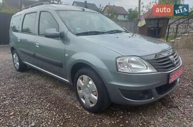 Седан Dacia Logan 2009 в Рівному
