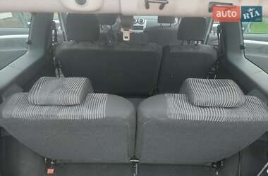 Седан Dacia Logan 2009 в 