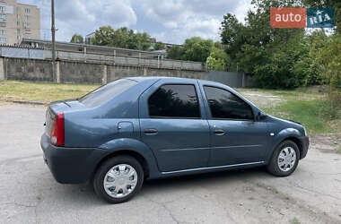 Седан Dacia Logan 2007 в 