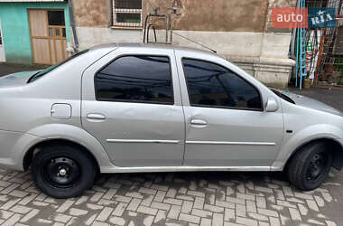 Седан Dacia Logan 2008 в 