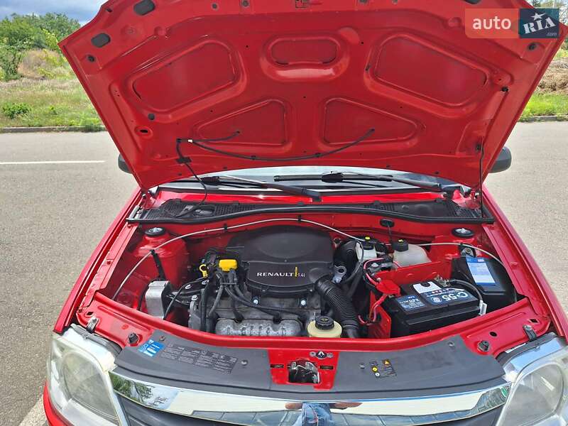 Седан Dacia Logan 2010 в Краматорске
