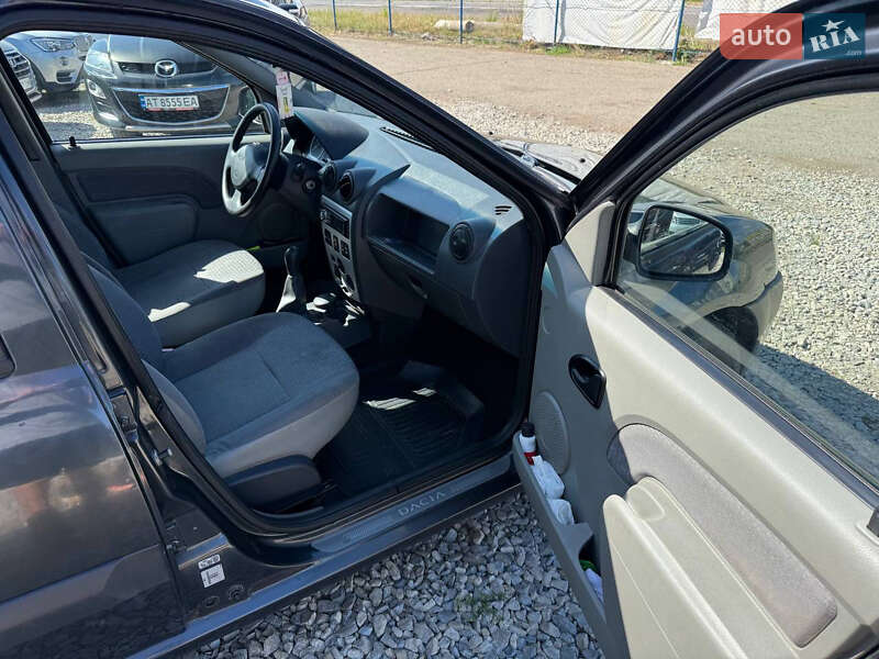 Седан Dacia Logan 2008 в Коломые