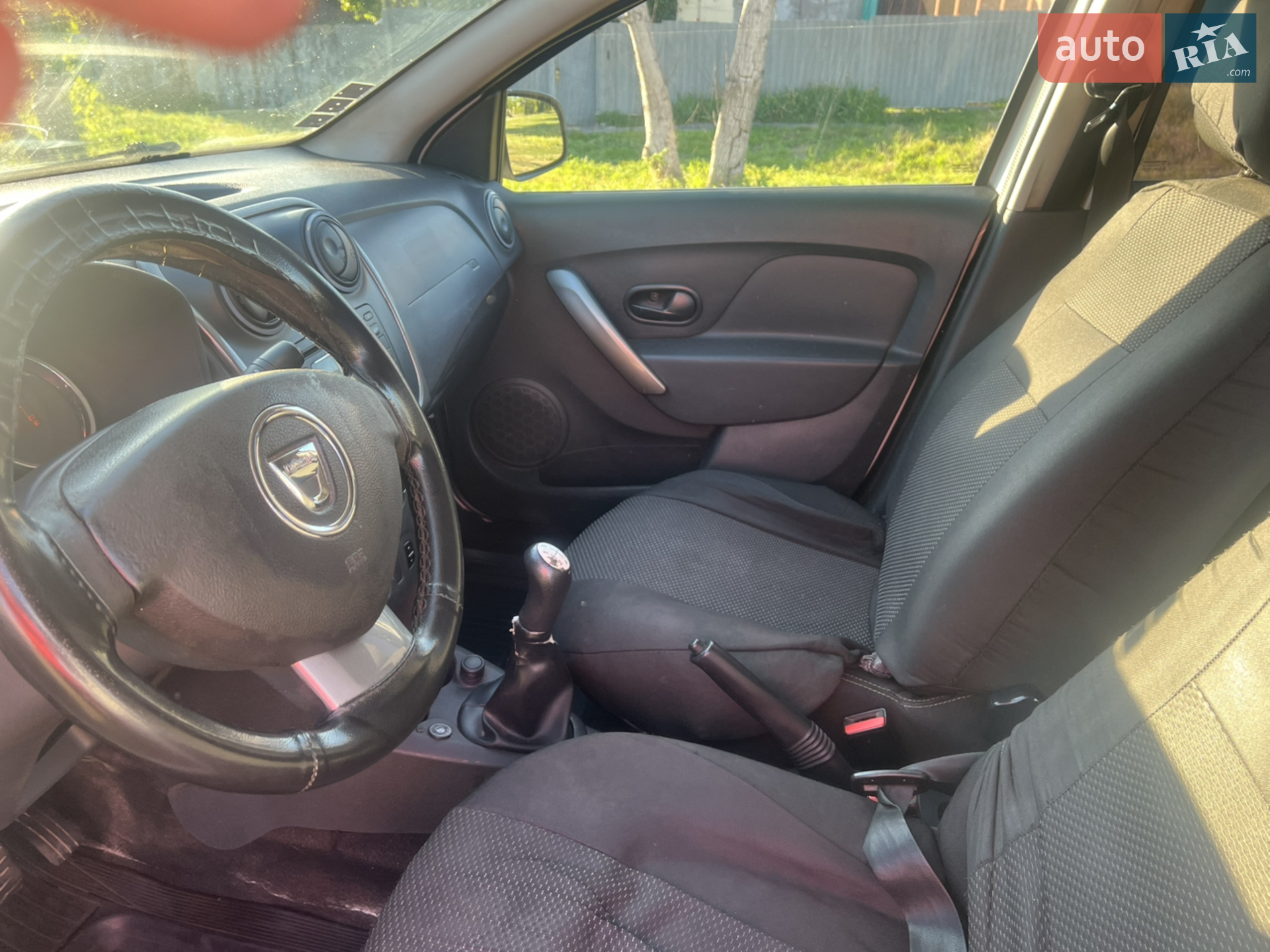 2015 Dacia Logan - мініатюра 13