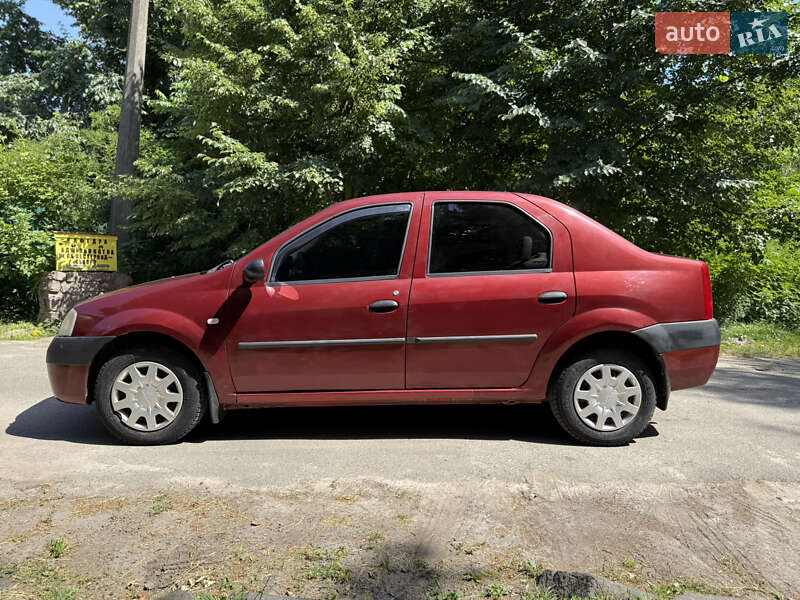 Седан Dacia Logan 2006 в Киеве