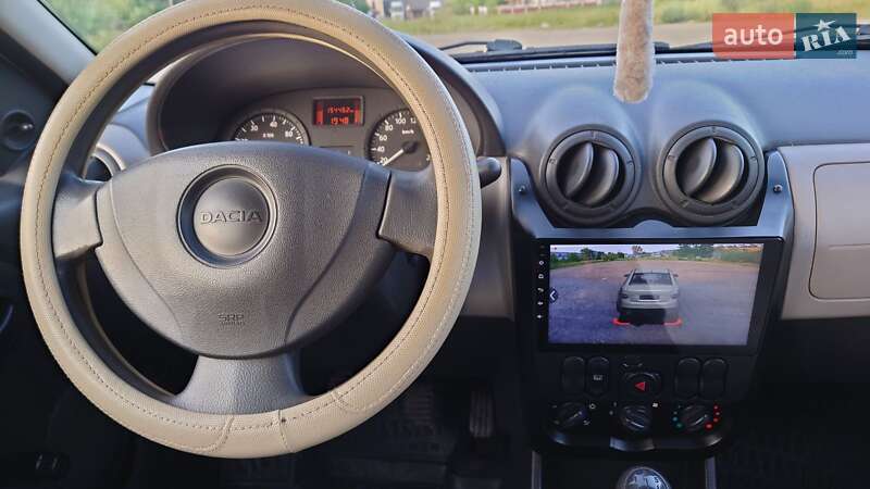 Седан Dacia Logan 2009 в Турке