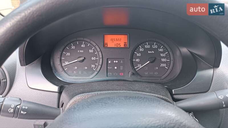 Седан Dacia Logan 2007 в Иршанске