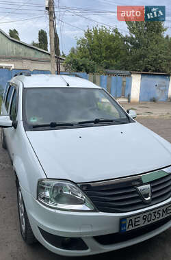 Седан Dacia Logan 2009 в 