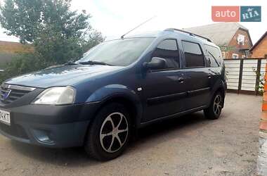 Седан Dacia Logan 2008 в Виннице