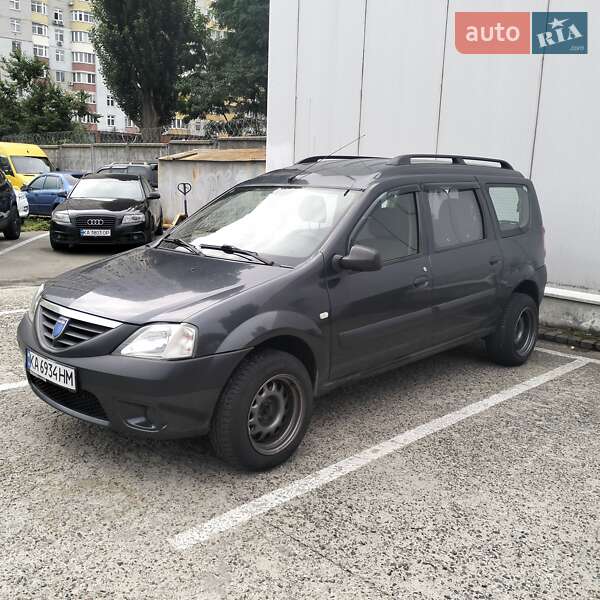 Седан Dacia Logan 2008 в Києві
