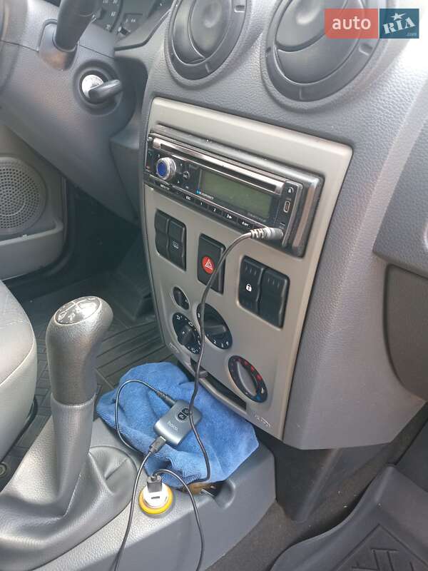 Седан Dacia Logan 2008 в Харькове