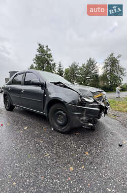 Седан Dacia Logan 2008 в Литине