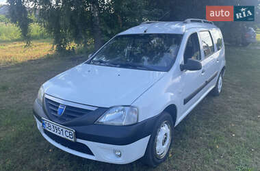 Седан Dacia Logan 2008 в Бобровице