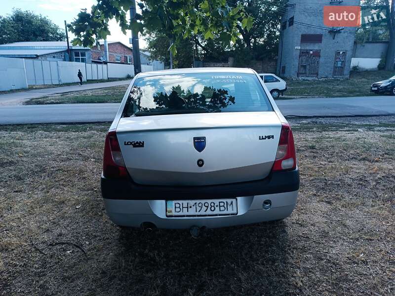 Седан Dacia Logan 2007 в Балті