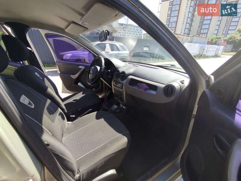 Седан Dacia Logan 2008 в Хмельницькому
