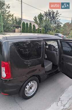 Седан Dacia Logan 2011 в Запоріжжі
