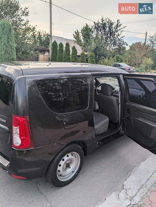 Седан Dacia Logan 2011 в Запоріжжі фото 12 Седан Dacia Logan 2011 в Запоріжжі