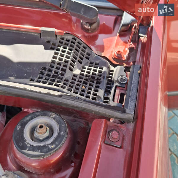 Седан Dacia Logan 2008 в Чернівцях