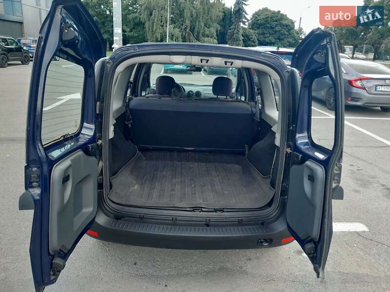 Седан Dacia Logan 2010 в Ивано-Франковске фото 4 Седан Dacia Logan 2010 в Ивано-Франковске