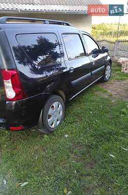 Седан Dacia Logan 2010 в 