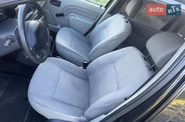 Седан Dacia Logan 2009 в 