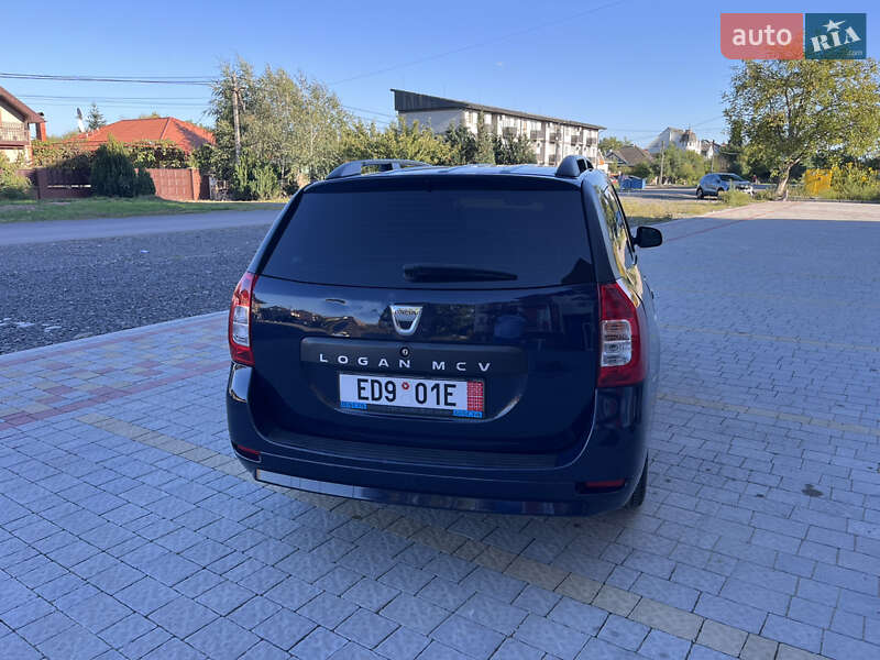 Седан Dacia Logan 2014 в Ужгороде