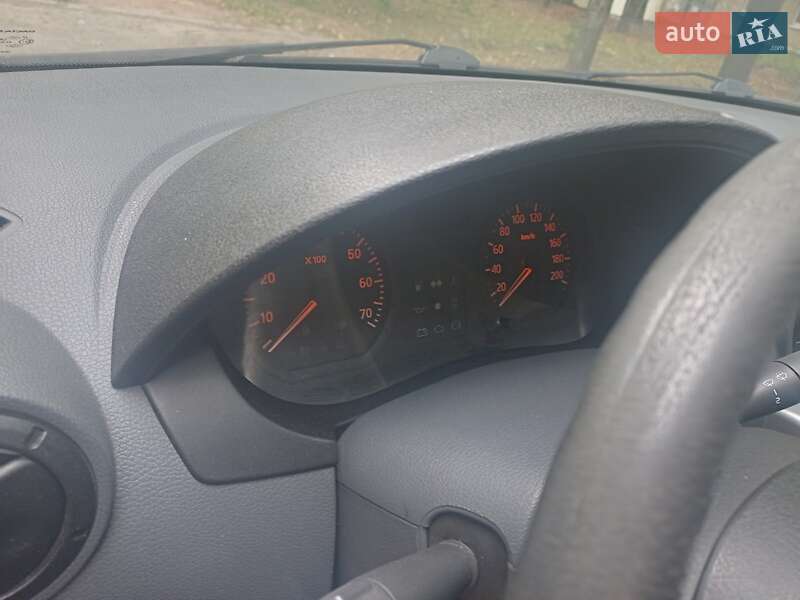 Седан Dacia Logan 2011 в Харькове фото 8 Седан Dacia Logan 2011 в Харькове