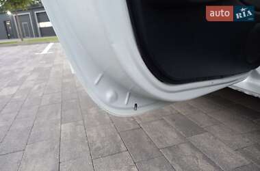 Седан Dacia Logan 2012 в 
