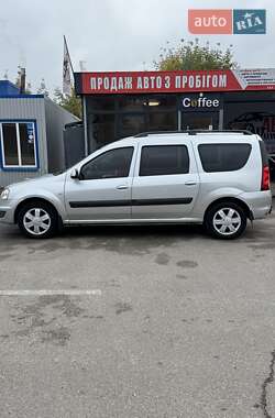 Седан Dacia Logan 2010 в 