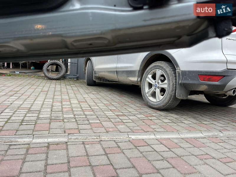 Седан Dacia Logan 2009 в Староконстантинове