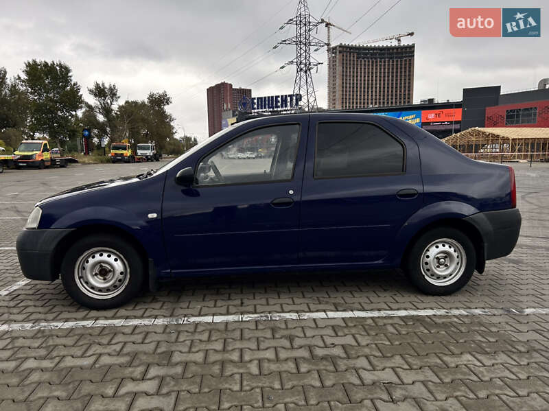 Седан Dacia Logan 2006 в Киеве фото 3 Седан Dacia Logan 2006 в Киеве