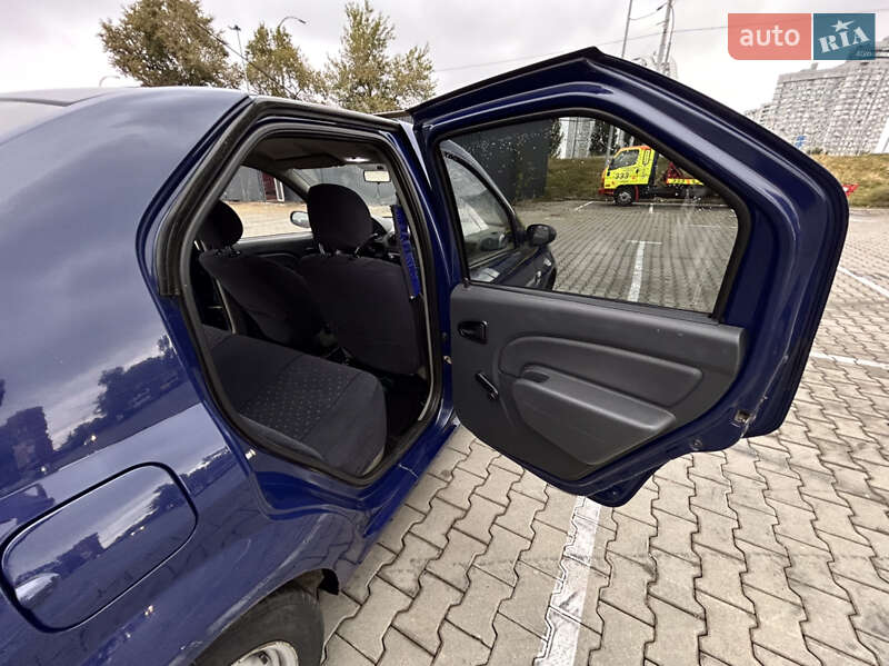 Седан Dacia Logan 2006 в Киеве фото 15 Седан Dacia Logan 2006 в Киеве
