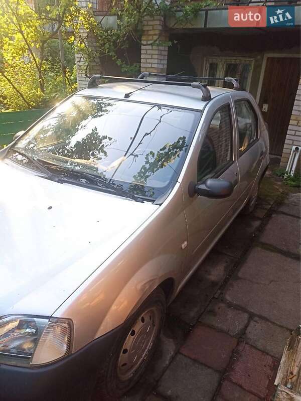 Седан Dacia Logan 2006 в Києві фото 3 Седан Dacia Logan 2006 в Києві