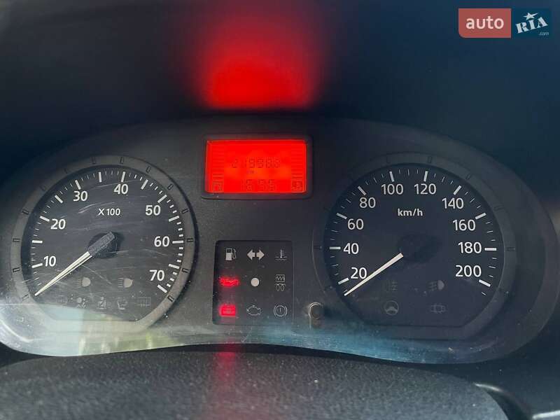 Седан Dacia Logan 2006 в Ивано-Франковске