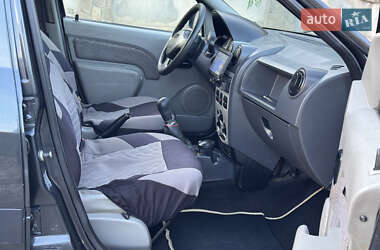 Седан Dacia Logan 2008 в 