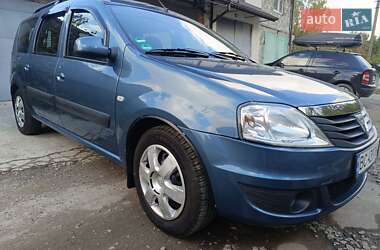 Седан Dacia Logan 2009 в 