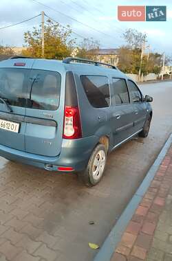 Седан Dacia Logan 2010 в 