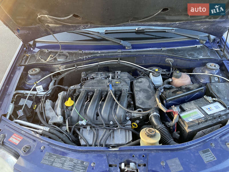 Седан Dacia Logan 2007 в Ізяславі